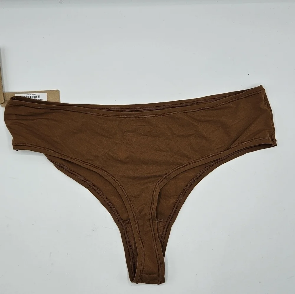 NWT Skims pn-thong copper size 3x